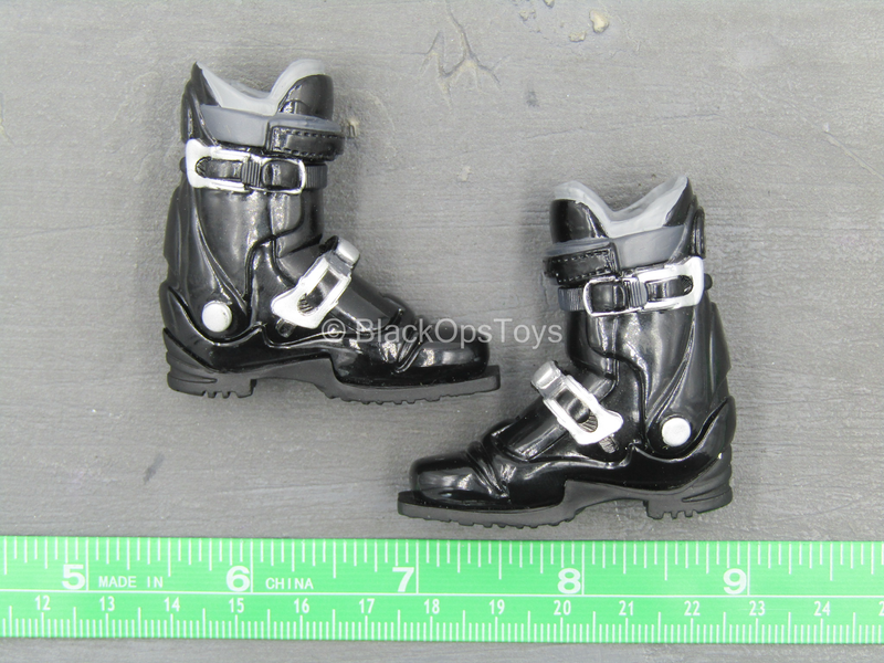 Load image into Gallery viewer, Spiderman - New Goblin - Black Hover Board Boots (Peg Type)
