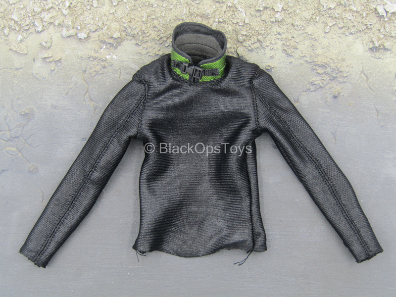 Load image into Gallery viewer, Spiderman - New Goblin - Black Shirt w/Green Collar
