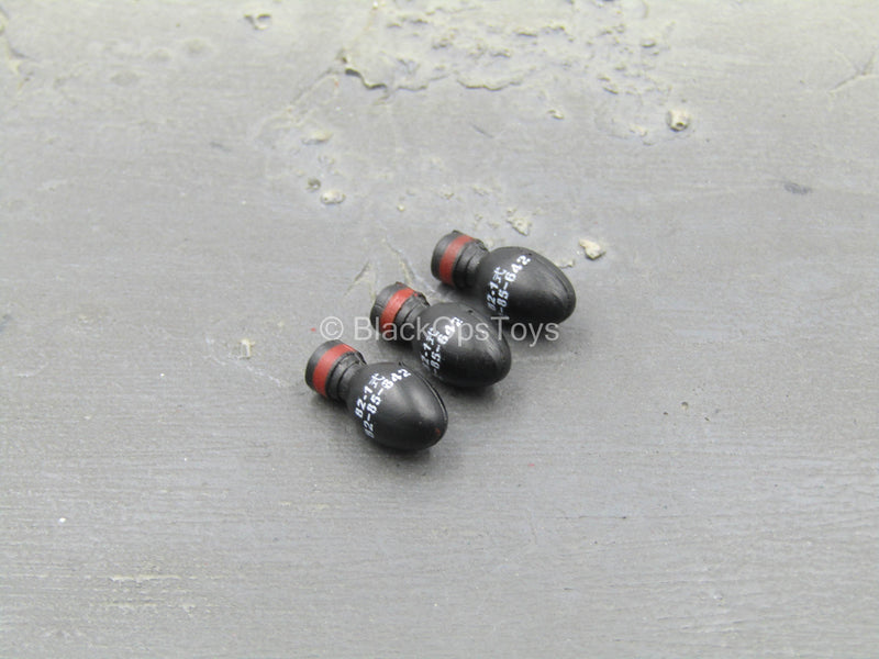 Load image into Gallery viewer, Sino-Vietnamese War - Black Grenades (x3)
