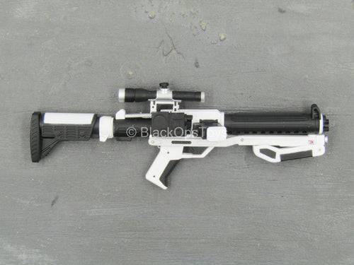 STAR WARS - Snowtrooper - Blaster Rifle w/Extendable Stock