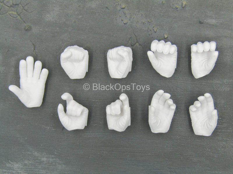 Load image into Gallery viewer, STAR WARS - Snowtrooper - White Gloved Hand Set (x9)

