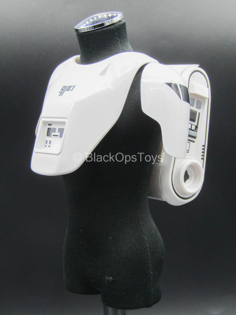 Load image into Gallery viewer, STAR WARS - Snowtrooper - White Chest Armor w/Backpack
