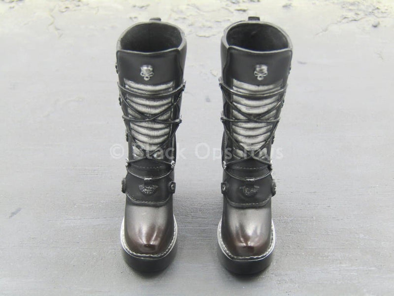 Load image into Gallery viewer, Spade 6 Ada - Black &amp; Silver Platform Heel Boots (Peg Type)
