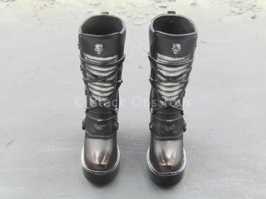 Spade 6 Ada - Black & Silver Platform Heel Boots (Peg Type)