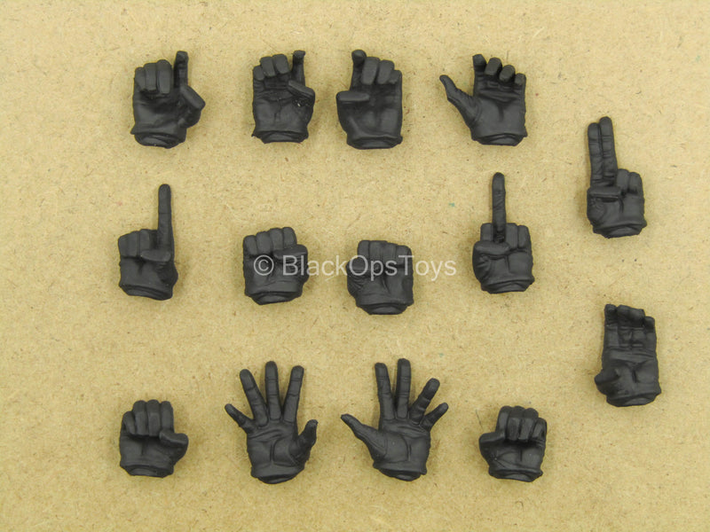 Load image into Gallery viewer, 1/12 - Mezco Con Bodega-Box Fall 2020 Exclusive - MINT IN BOX
