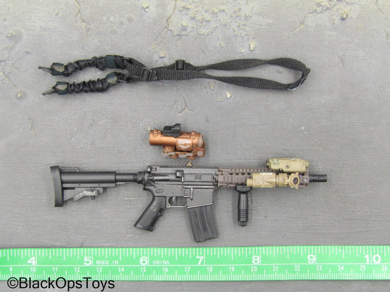 Load image into Gallery viewer, Rare US Army Special Forces - M4 Assault Rifle w/Attachment Set
