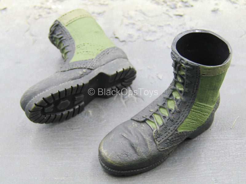 Load image into Gallery viewer, Vietnam USMC Force Recon  - Black &amp; Green Boots (Foot Type)
