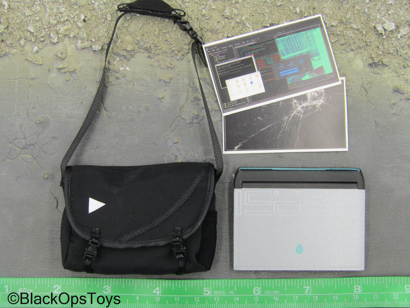 Load image into Gallery viewer, Technical Geek - Laptop w/Black Cross Body Bag
