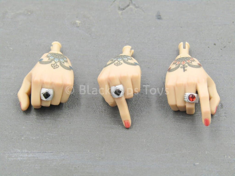 Load image into Gallery viewer, Spade 6 Ada - Hand Set (x3) w/Tattoo &amp; Ring Detail
