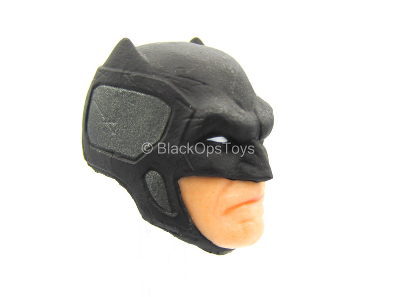 Load image into Gallery viewer, 1/12 - Batman Supreme Knight - Male Masked Head Sculpt Type 4
