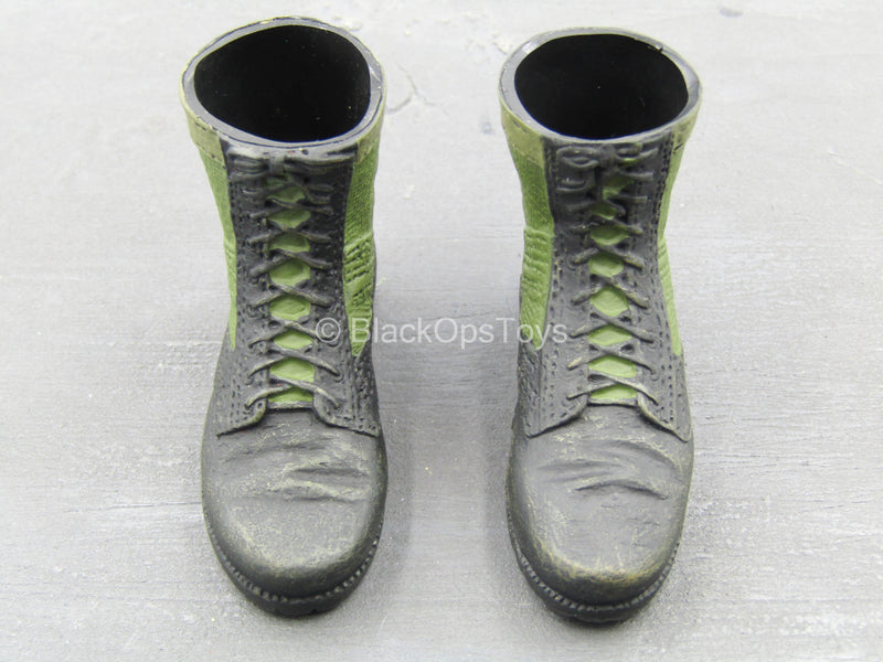 Load image into Gallery viewer, Vietnam USMC Force Recon  - Black &amp; Green Boots (Foot Type)
