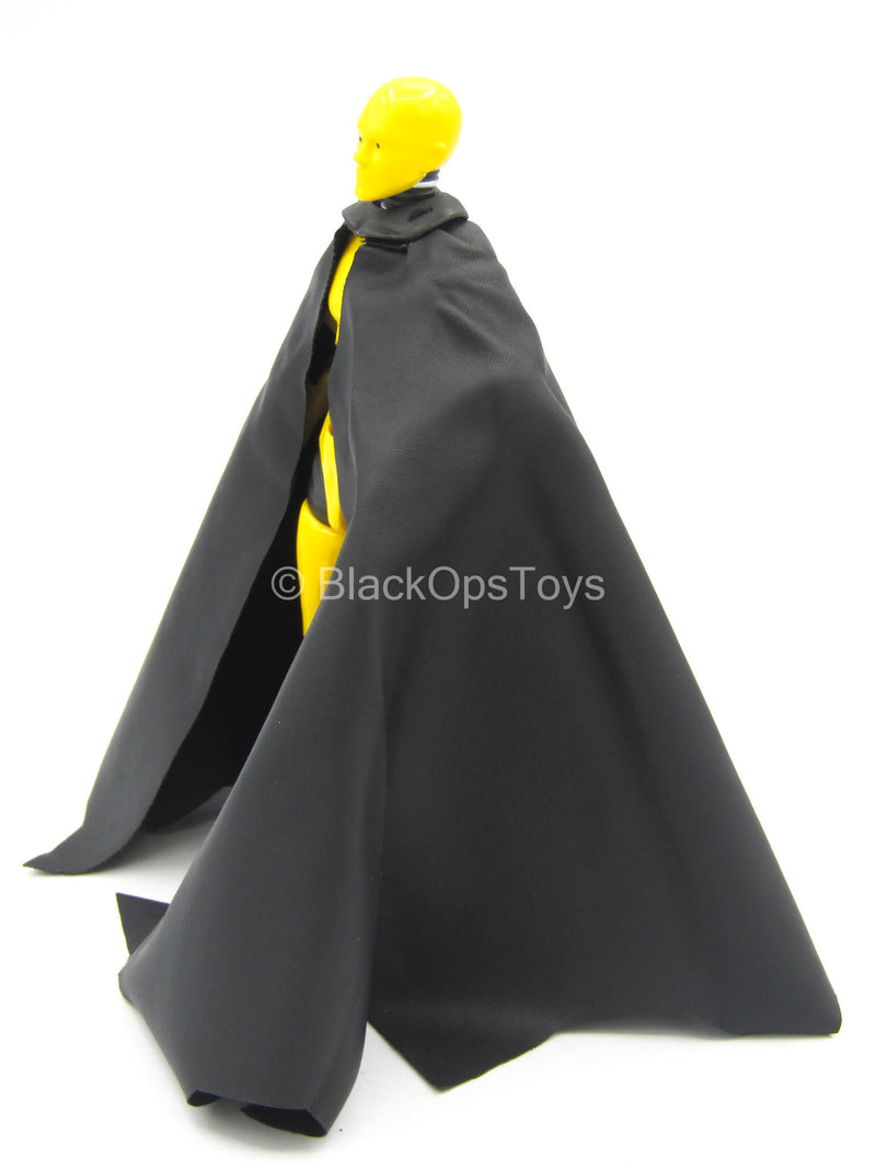 Load image into Gallery viewer, 1/12 - Batman Supreme Knight - Black Leather-Like Cape

