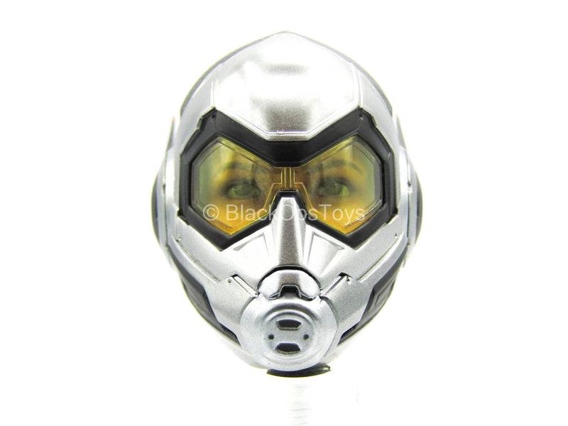 Load image into Gallery viewer, Ant-Man 2 - The Wasp - Female Masked Light-Up Head Sculpt
