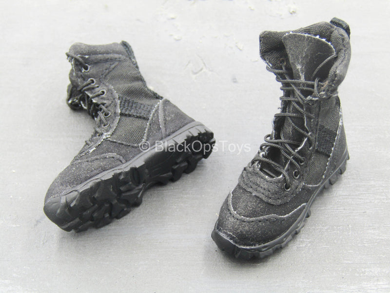 Load image into Gallery viewer, Combat Uniform - Black Combat Boots (Foot Type)
