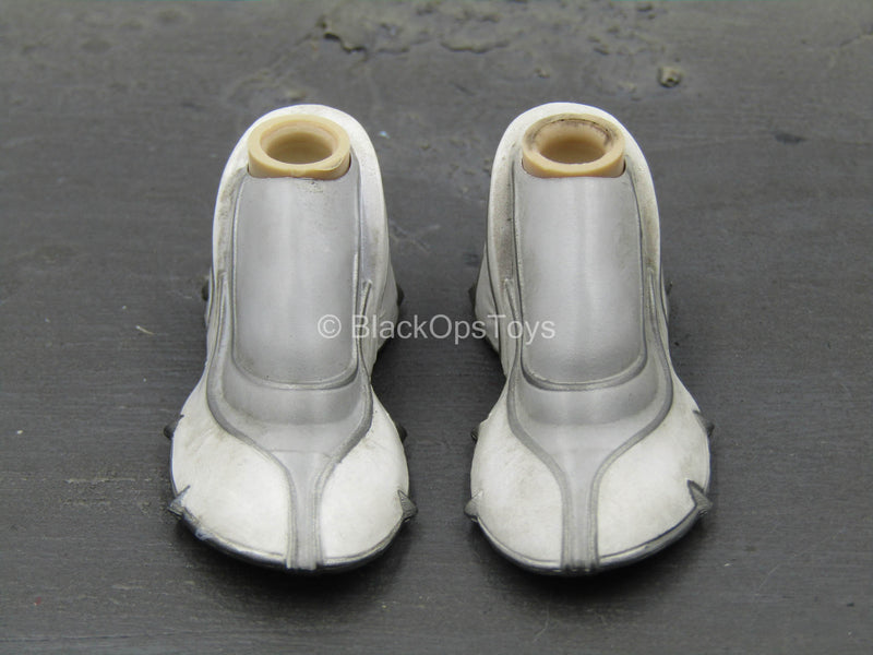 Load image into Gallery viewer, Storm Shadow - White Shoes (Peg Type)
