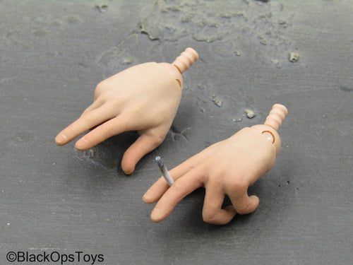 The Big Lebowski - Hand Set w/Cigarette