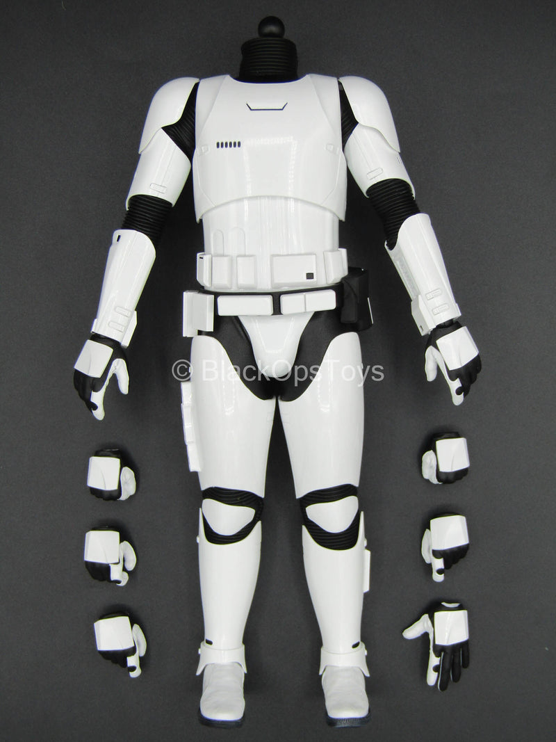 Load image into Gallery viewer, STAR WARS - Stormtrooper - Male Base Body w/Full Armor Set
