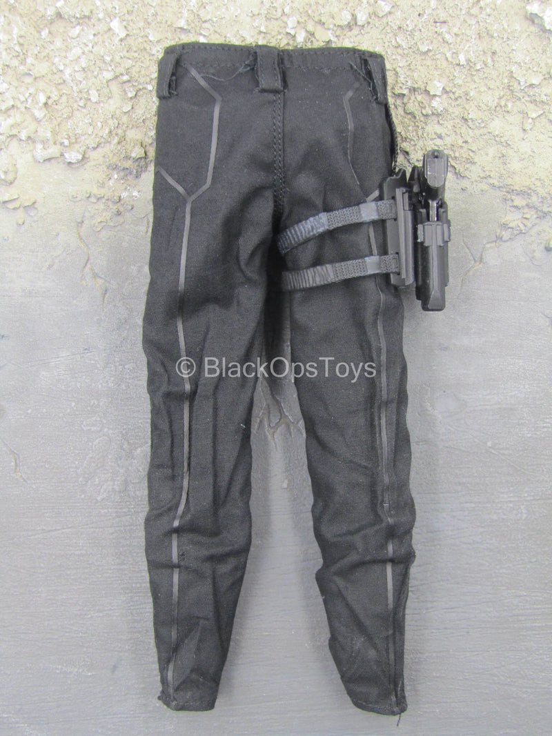 Load image into Gallery viewer, GI Joe - Snake Eyes - Black Combat Pants w/Drop Leg Holster &amp; Pistol
