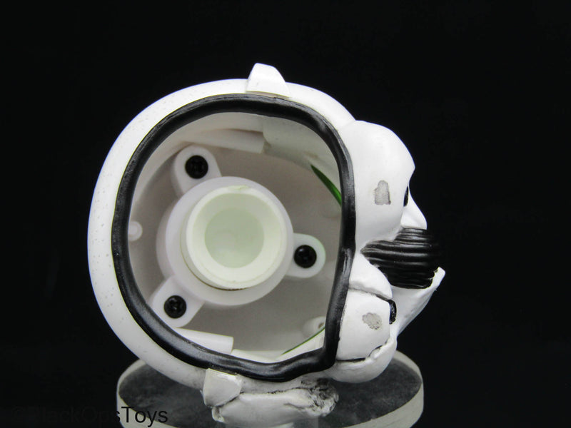 Load image into Gallery viewer, Star Wars Boba Fett - Crushed Stormtrooper Helmeted Head Sculpt
