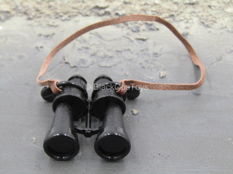 Load image into Gallery viewer, German U-Boat Commander - Black Binoculars
