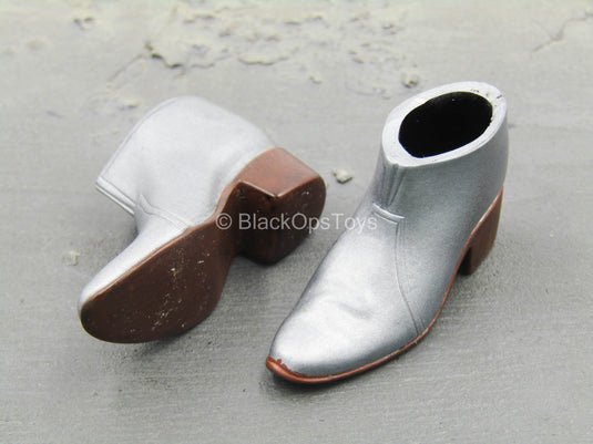 Silver High Heel Shoes (Foot Type)