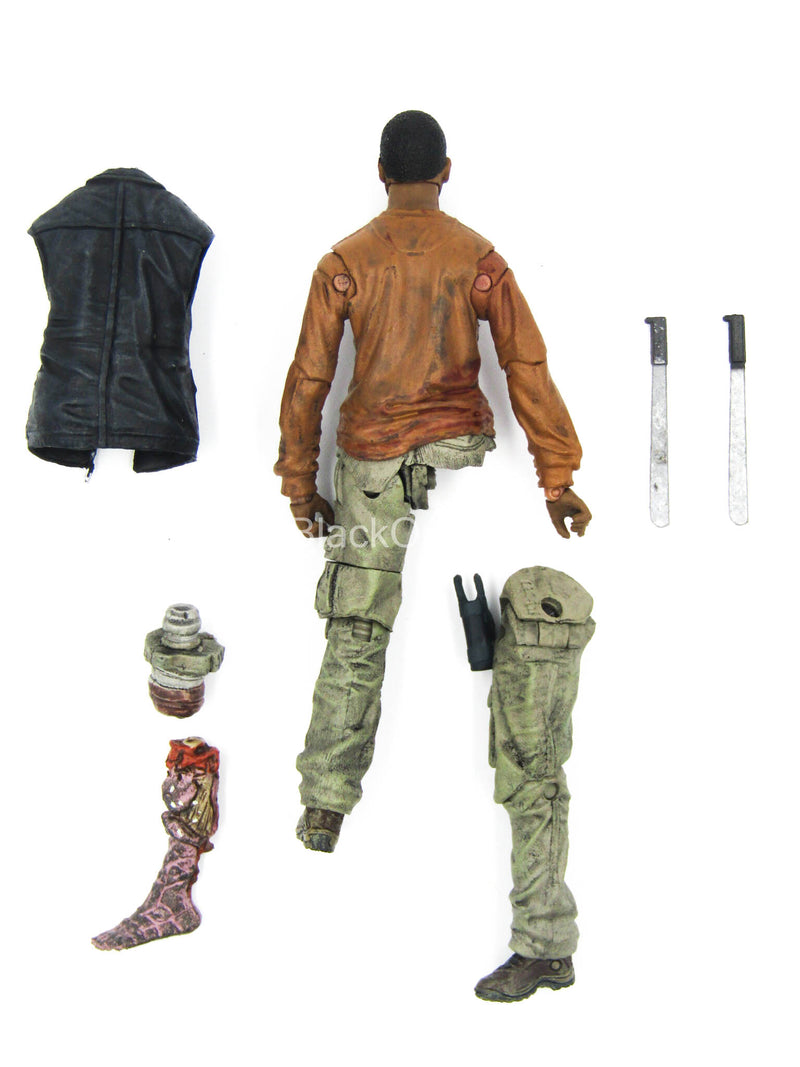 Load image into Gallery viewer, 5 INCH SCALE - TWD - Bob Stookey (Damaged) w/Survival Gear Set
