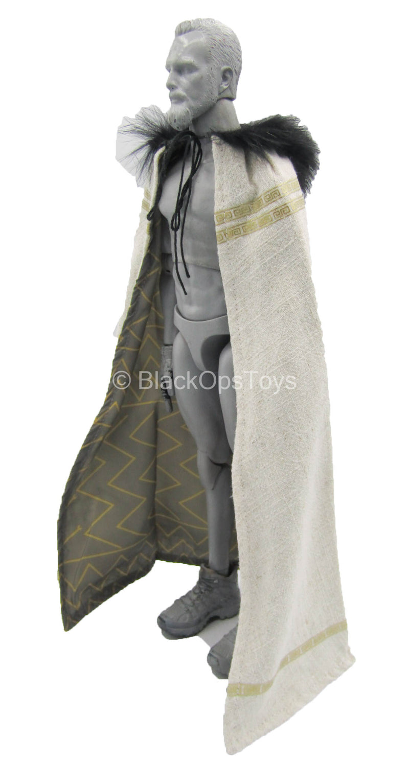 Load image into Gallery viewer, Horus Guardian of Pharaoh - Silver - Wired Cloak w/Fur-Like Lining
