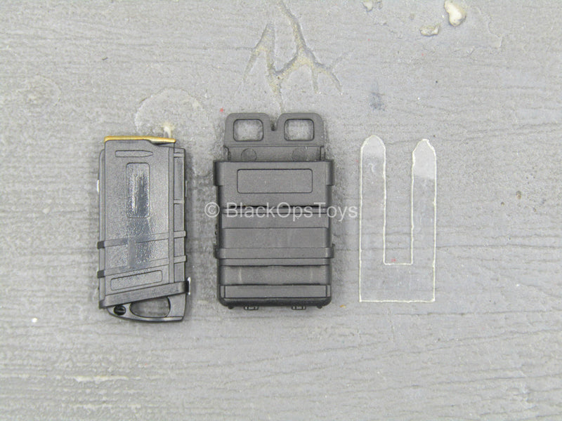 Load image into Gallery viewer, Tony Stark SHIELD Disguise - 7.62 Fast Mag Holster
