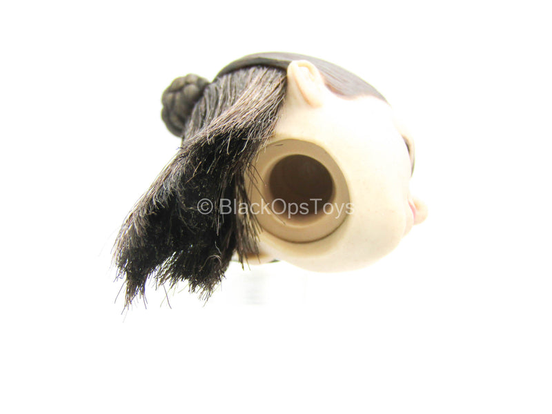 Load image into Gallery viewer, GOT - Arya Stark - Female Head Sculpt
