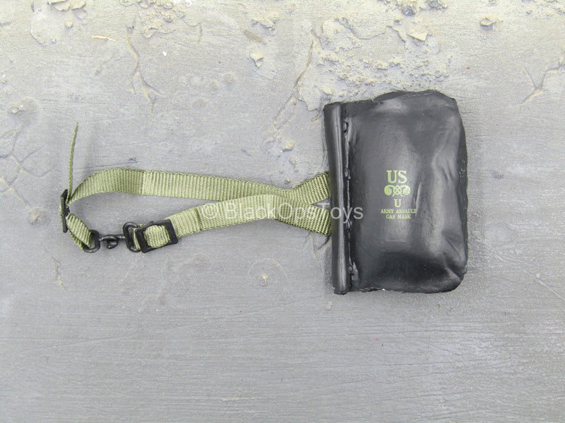 Load image into Gallery viewer, The Screaming Eagles - Pathfinder - Molded Gas Mask Pouch
