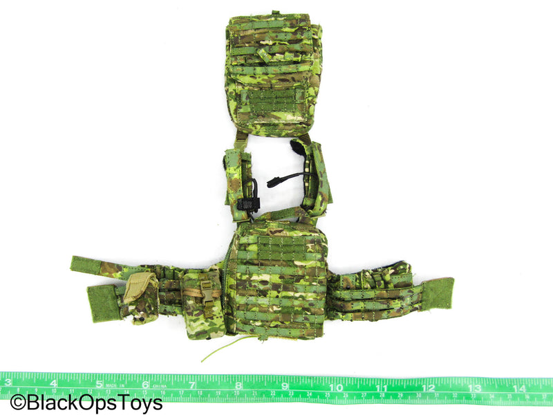 Load image into Gallery viewer, Dam Toys - Multicam MOLLE Combat Vest
