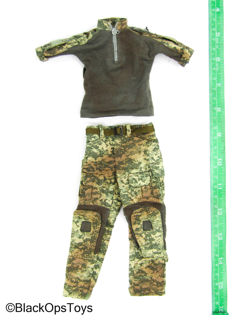 Load image into Gallery viewer, Devil Toys - Weathered ACU Camo Combat Uniform Set
