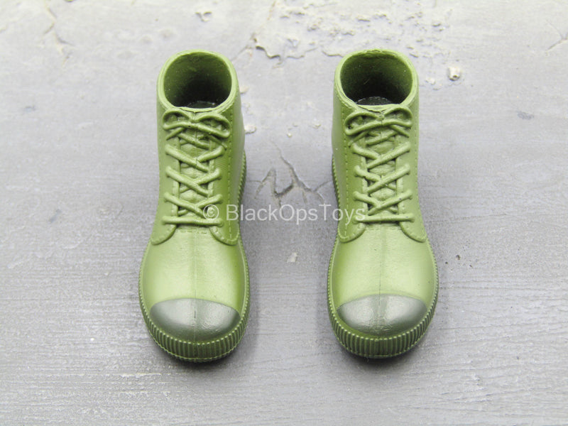 Load image into Gallery viewer, Footwear - PLA Green Combat Boots (Peg Type)
