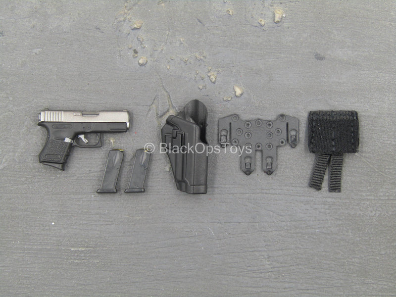 Load image into Gallery viewer, French GIPN Police - 9mm Pistol w/Mag &amp; Holster Set (Type 1)
