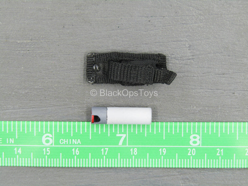Load image into Gallery viewer, British - Armed MPS - Pepper Spray w/Pouch
