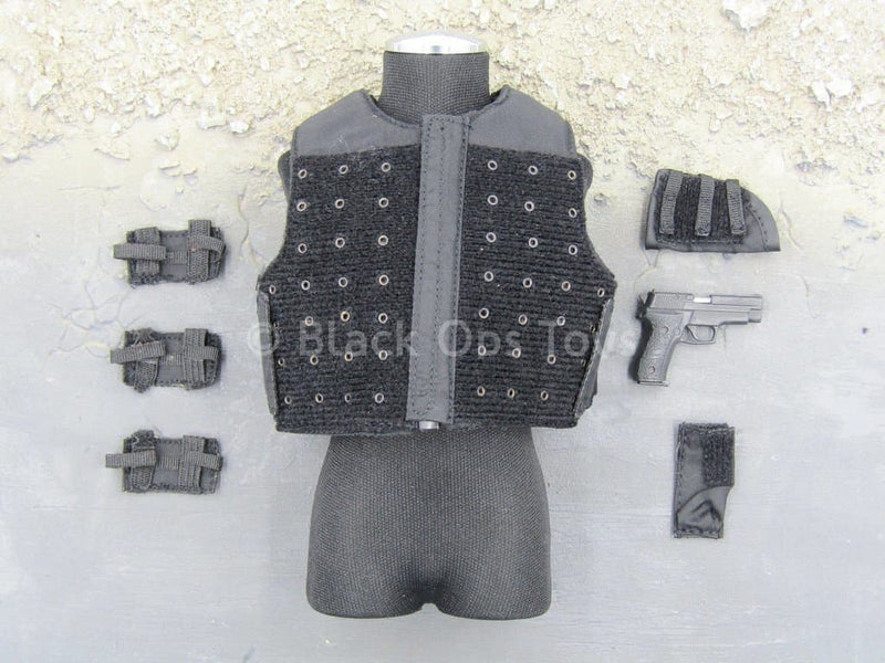 Load image into Gallery viewer, Bank Robbers Crew - M9 Pistol &amp; Black Ballistic Vest Set (3)
