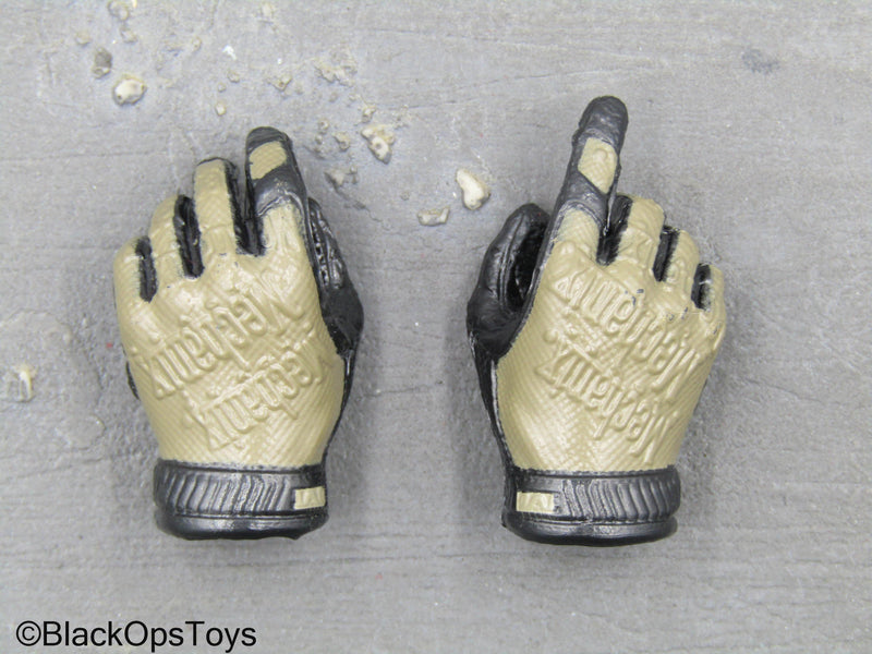 Load image into Gallery viewer, Navy Seal Team SF - Black &amp; Tan Gloved Hand Set
