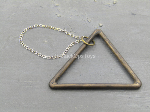 Monty Python THG - Wood Like Triangle w/Chain