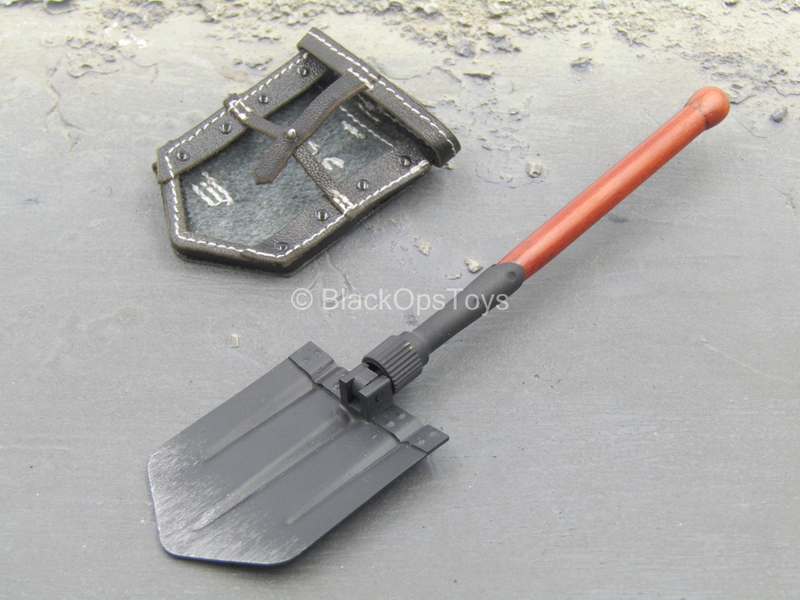 Load image into Gallery viewer, WWII - German MG 42 Gunner - Metal &amp; Wood Shovel w/Sheath
