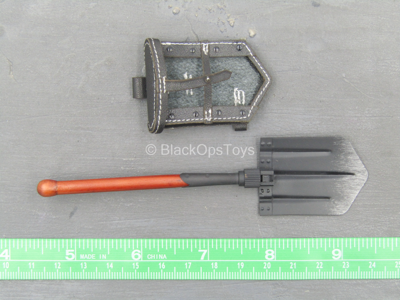Load image into Gallery viewer, WWII - German MG 42 Gunner - Metal &amp; Wood Shovel w/Sheath
