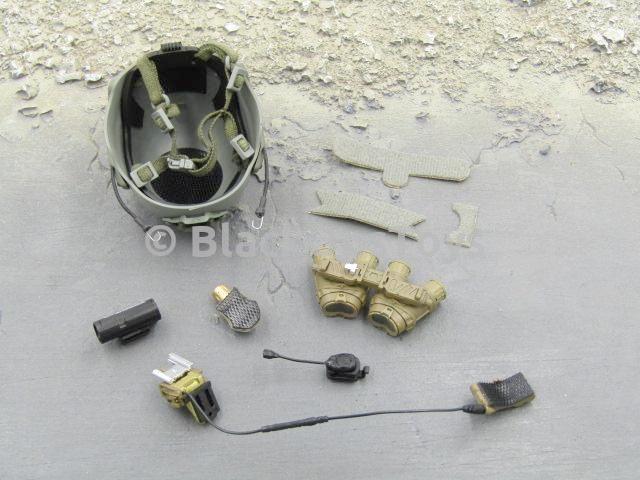 Load image into Gallery viewer, FBI SWAT Team Agent San Diego Midnight Ops Version B Helmet &amp; NVG Set
