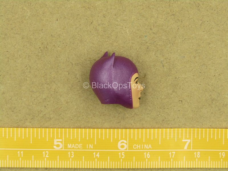 Load image into Gallery viewer, 1/12 - Catwoman - Masked Female Head Sculpt
