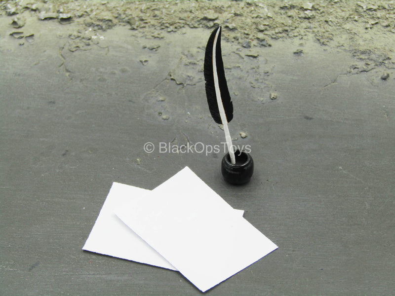 Load image into Gallery viewer, Prof. Minerva McGonagall - Inkwell w/Feather &amp; Paper
