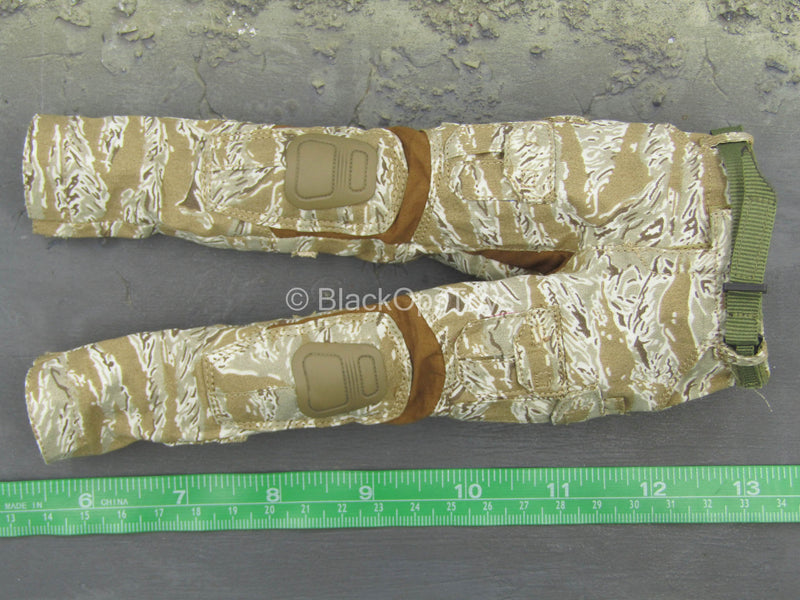 Load image into Gallery viewer, S.A.D Field Raid Version - Desert Tiger Stripe Combat Uniform
