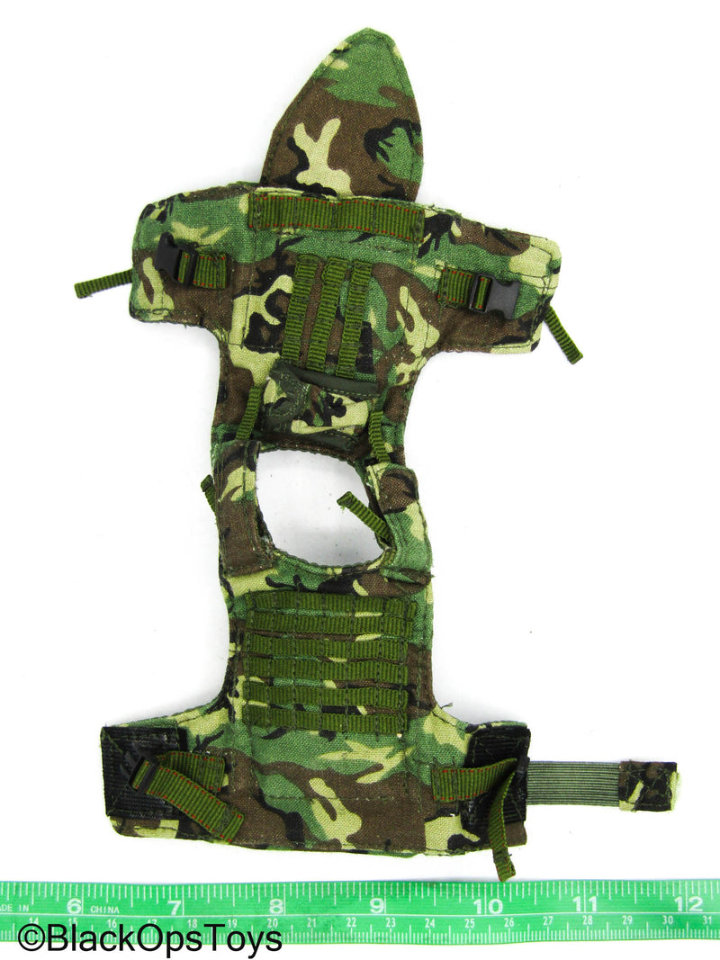 Load image into Gallery viewer, Hot Toys - Green Beret Woodland MOLLE Spear Vest
