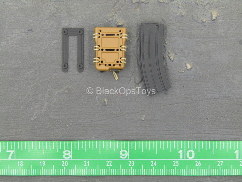 Load image into Gallery viewer, S.A.D Field Raid Version - 5.56 Mag w/Mag Pouch
