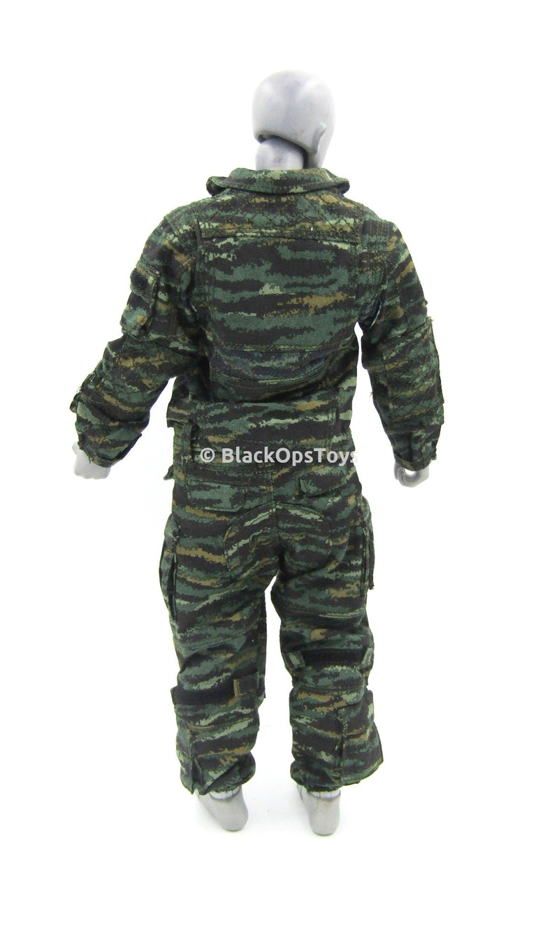 Load image into Gallery viewer, Chinese Police Force - Camo Uniform Set
