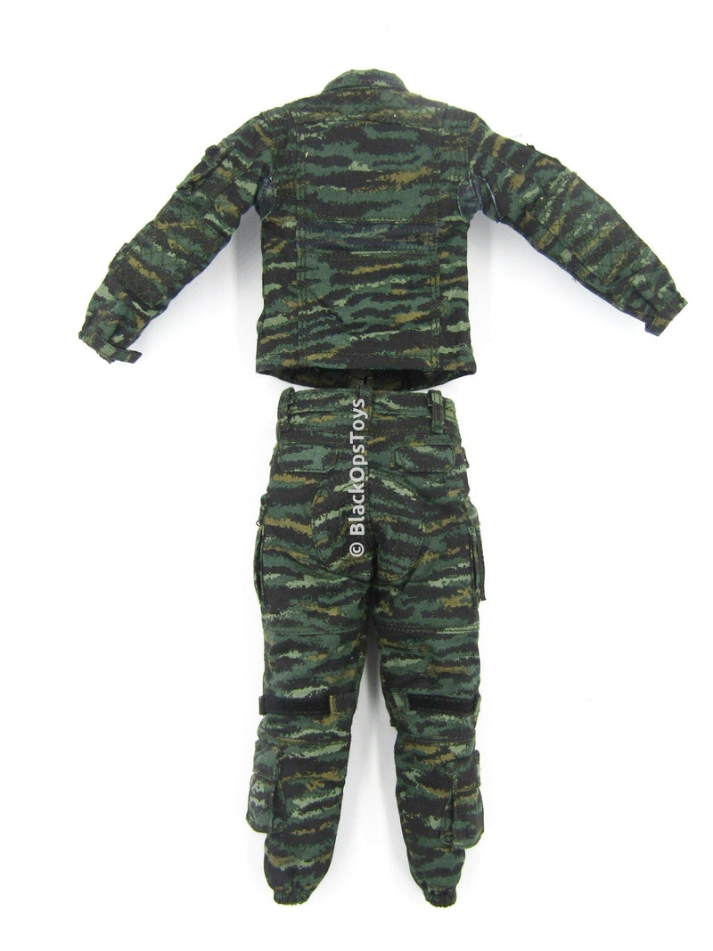 Load image into Gallery viewer, Chinese Police Force - Camo Uniform Set
