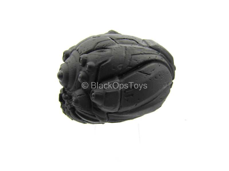 Load image into Gallery viewer, 1/12 - Krig-13 Black Spartan Edition w/Toyz Chest - MINT IN BOX
