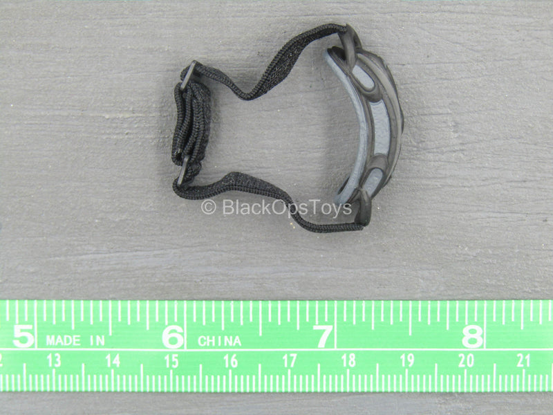 Load image into Gallery viewer, GI JOE - First Sergeant Duke - Black Goggles
